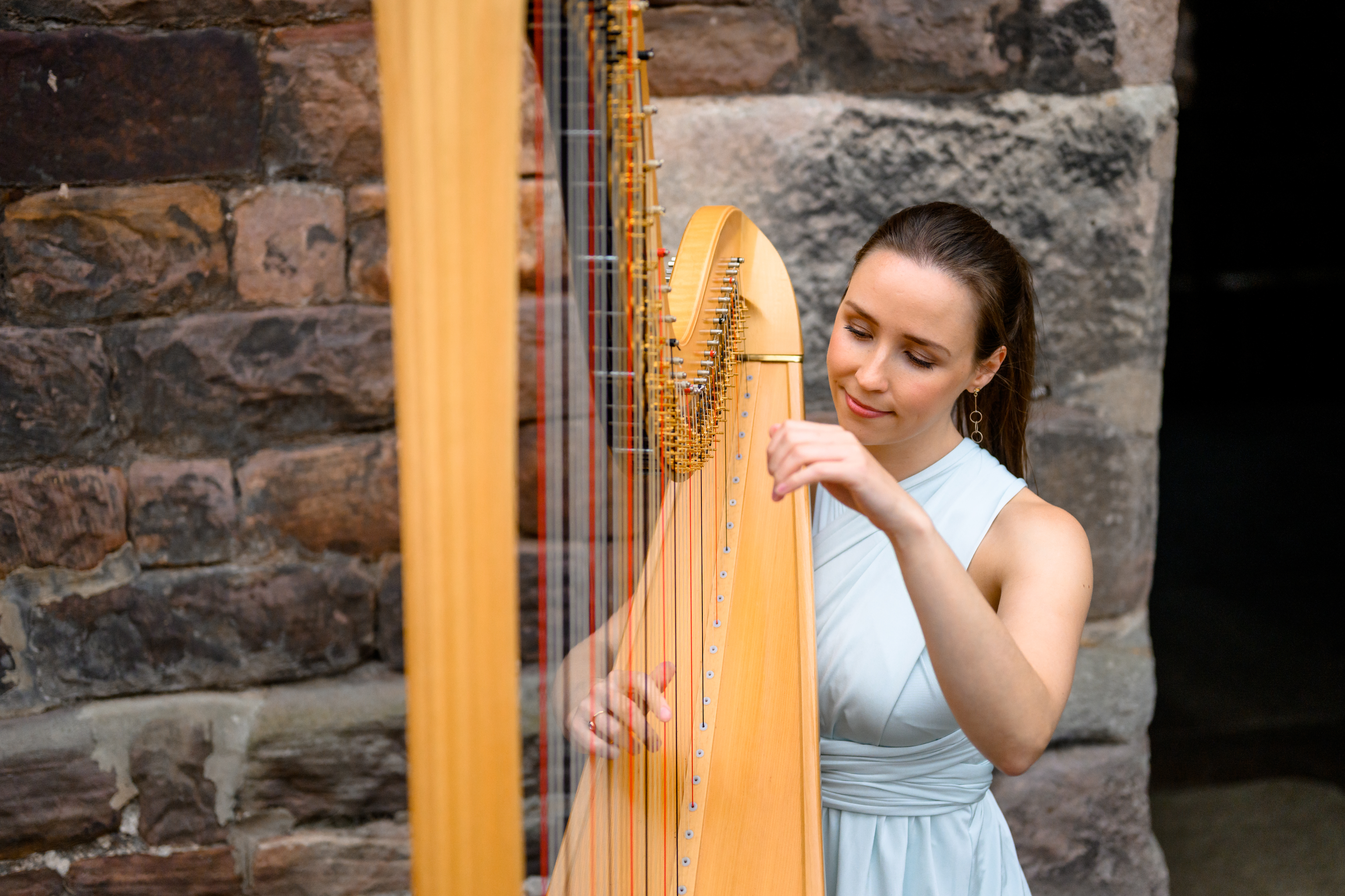 Elinor Harp