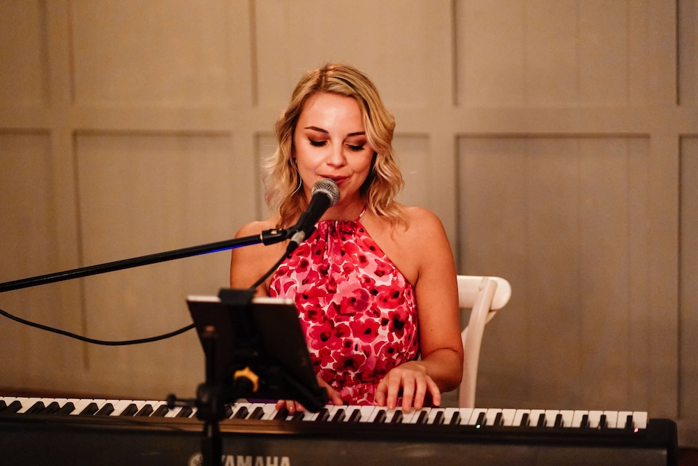 corporate entertainment music hire